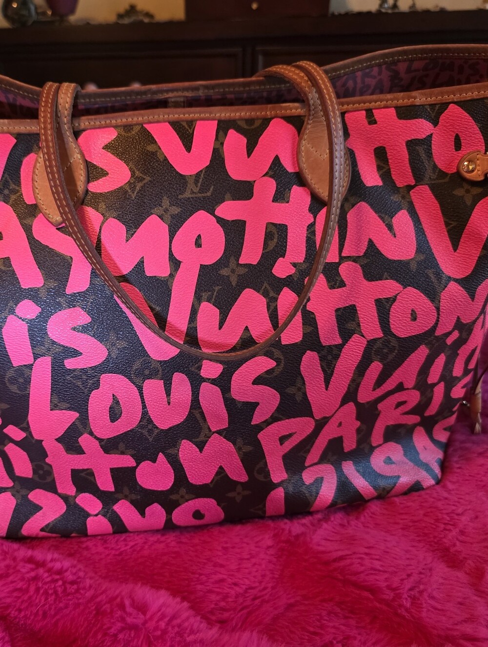 Louis Vuitton Pink Graffiti Canvas  Neverful Tote Bag